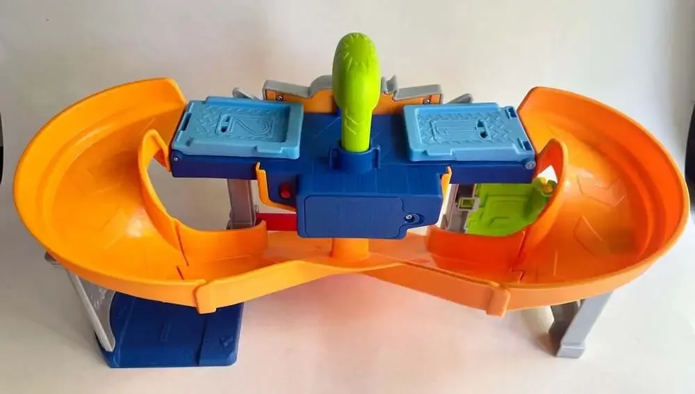 Fisher-Price Little People Hot Wheels Race and Go Playset
